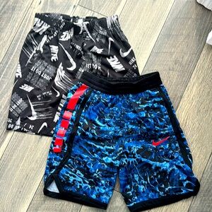 Nike Boys Shorts Sz Med